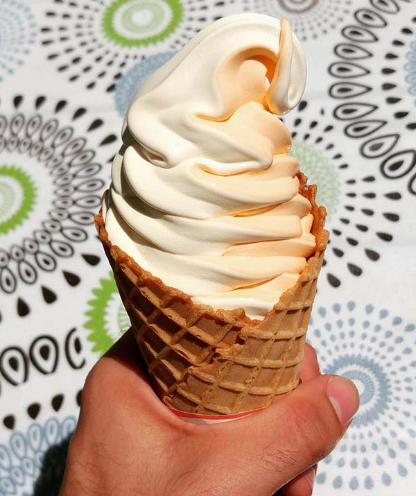 Creemee Stand - Creamsicle and Maple Ice Cream Cone